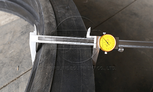 <a href=http://www.xinligd.com target=_blank class=infotextkey>橡膠接頭</a>的生產(chǎn)影響著以后的使用